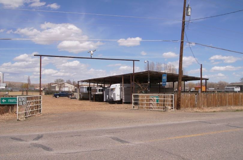 broken horn arena RV park